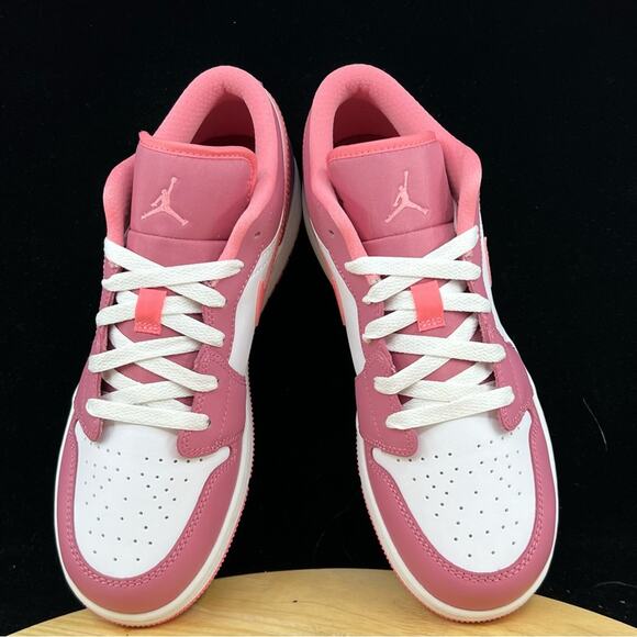 Air Jordan 1 Low GS Berry Pink 553560-616 Size 6Y/ 7.5 Wmns Retro Sneakers - Picture 9 of 9